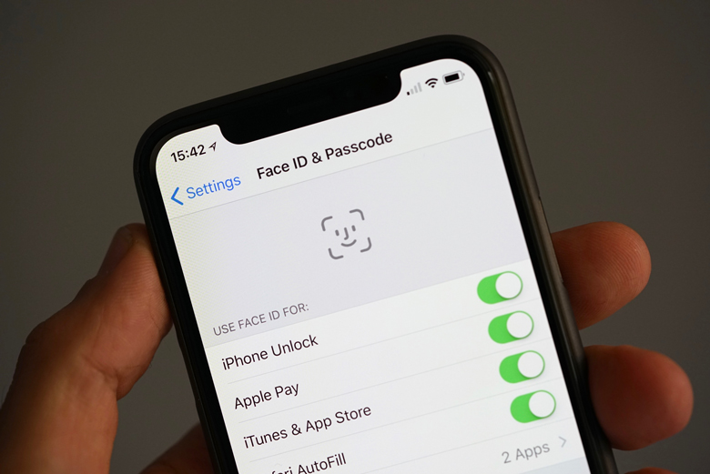 Require Face ID or Touch ID to Unlock WhatsApp
